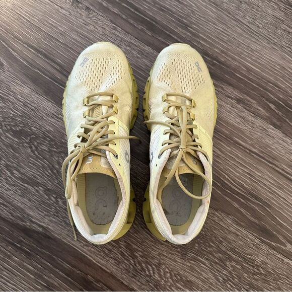 On Running Cloud X - Picture 6 of 9